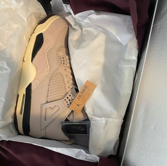 Jordan 4 A Ma Maniere W.Y.W.S size 11 Men's/12.5 Women's - Picture 8 of 16
